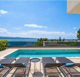 5 bedroom beachfront villa with heated pool near Omis, sleeps 9